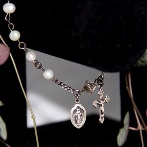 Sterling Silver Rosary Bracelet Freshwater Pearl Miraculous Medal Crucifix‎ 7in